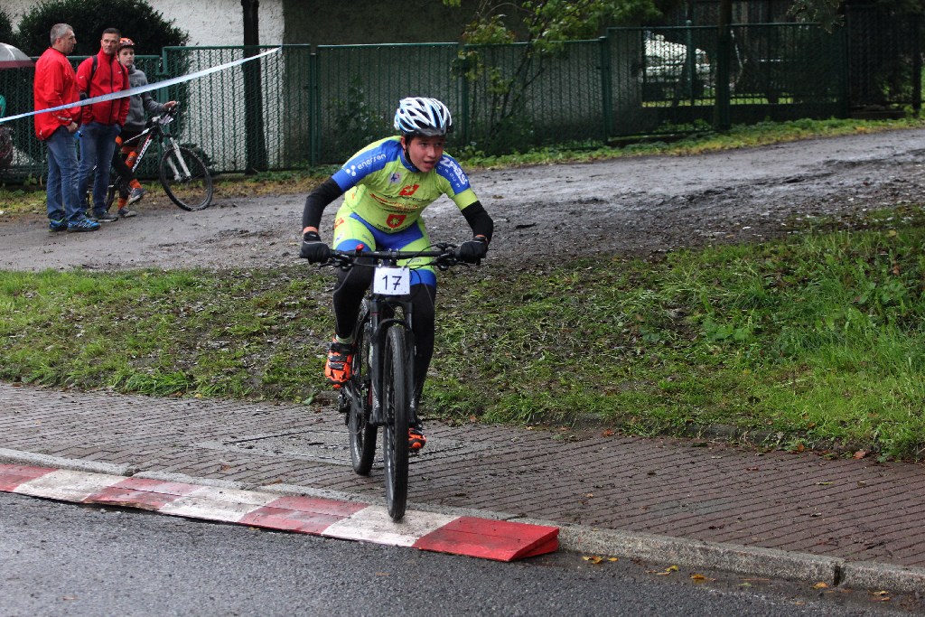 W Chojnowie kolarze MTB ścigali się w mistrzostwach województwa