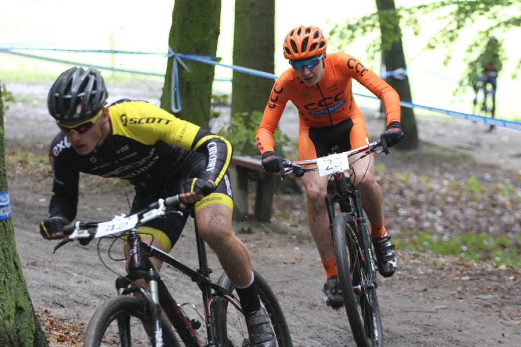 W Chojnowie kolarze MTB ścigali się w mistrzostwach województwa