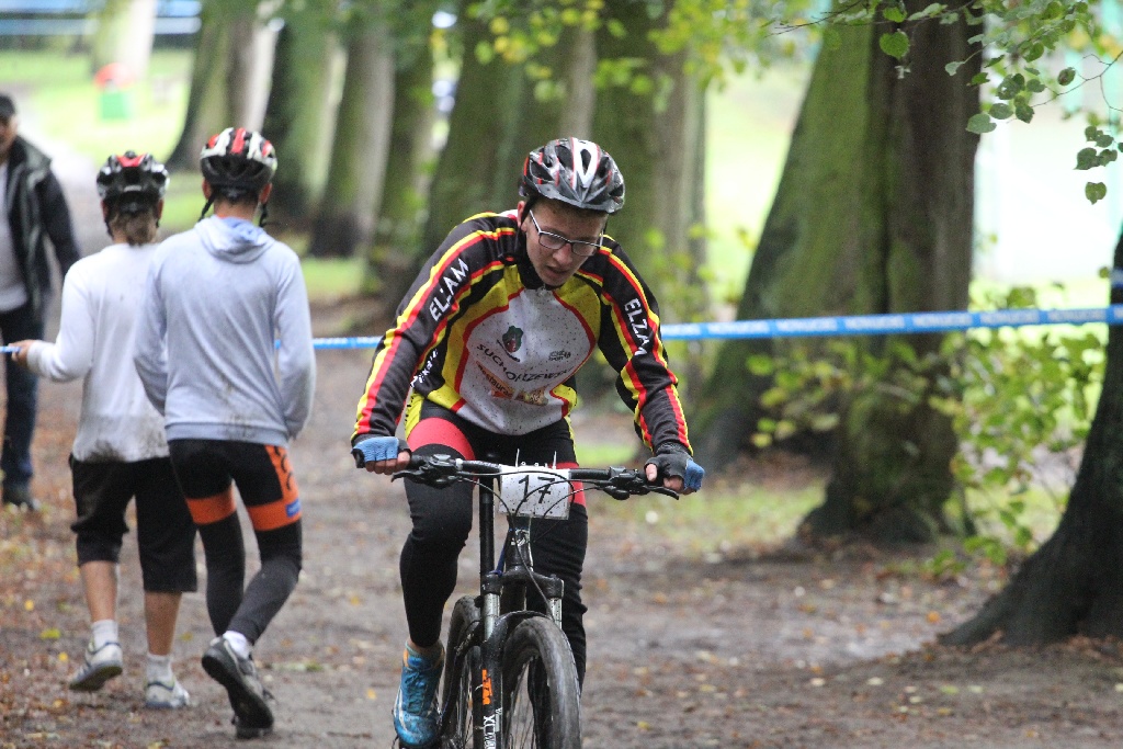 W Chojnowie kolarze MTB ścigali się w mistrzostwach województwa