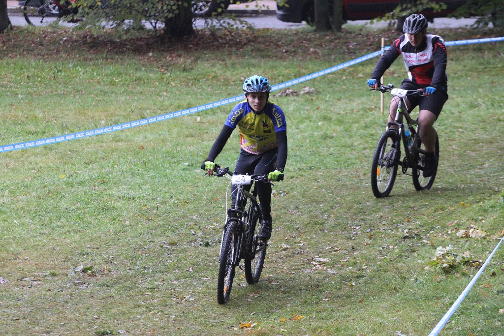 W Chojnowie kolarze MTB ścigali się w mistrzostwach województwa