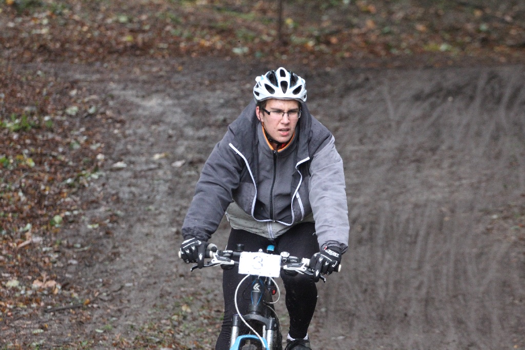 W Chojnowie kolarze MTB ścigali się w mistrzostwach województwa
