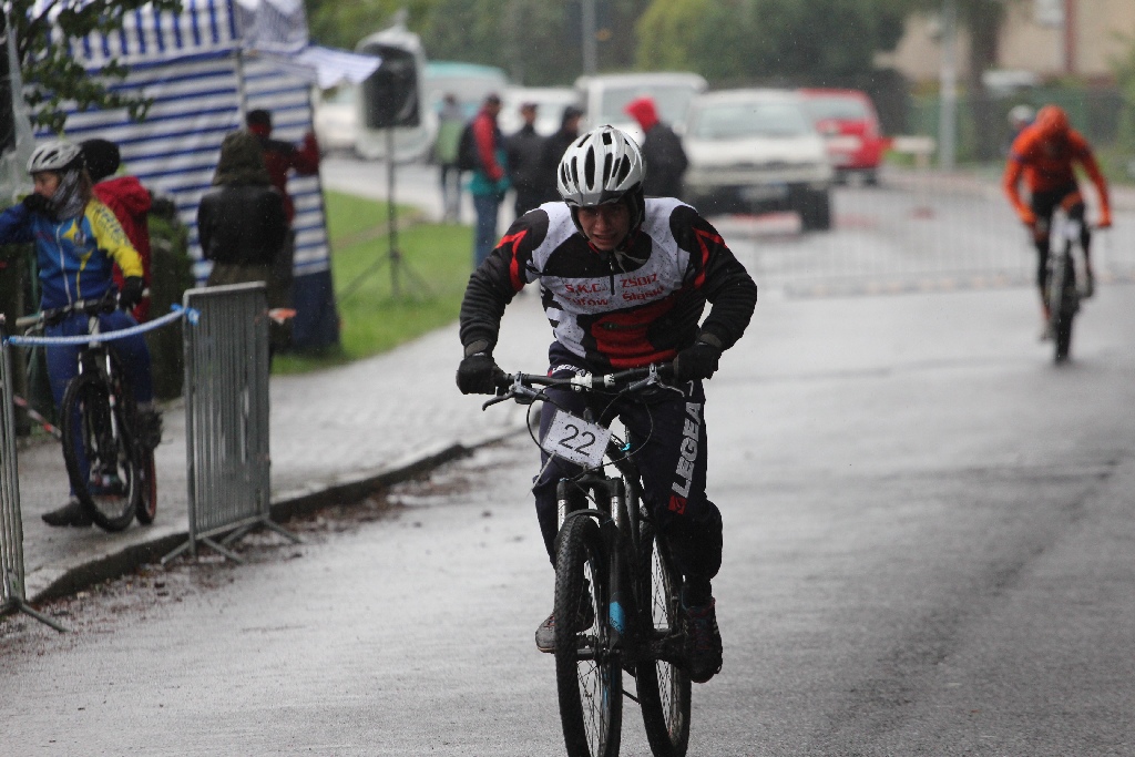 W Chojnowie kolarze MTB ścigali się w mistrzostwach województwa