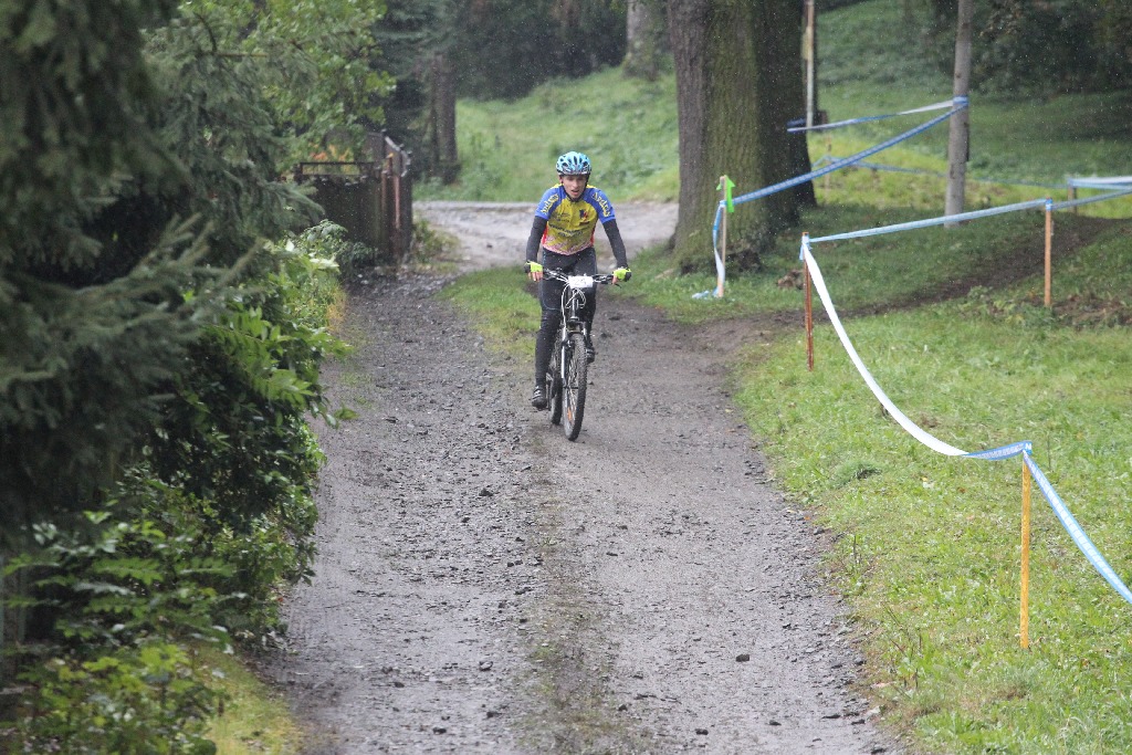 W Chojnowie kolarze MTB ścigali się w mistrzostwach województwa
