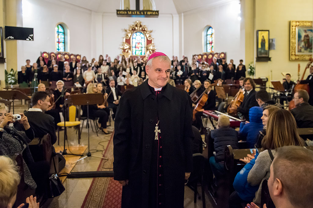 Pop – oratorium „Miłosierdzie Boże” w kościele na Piekarach