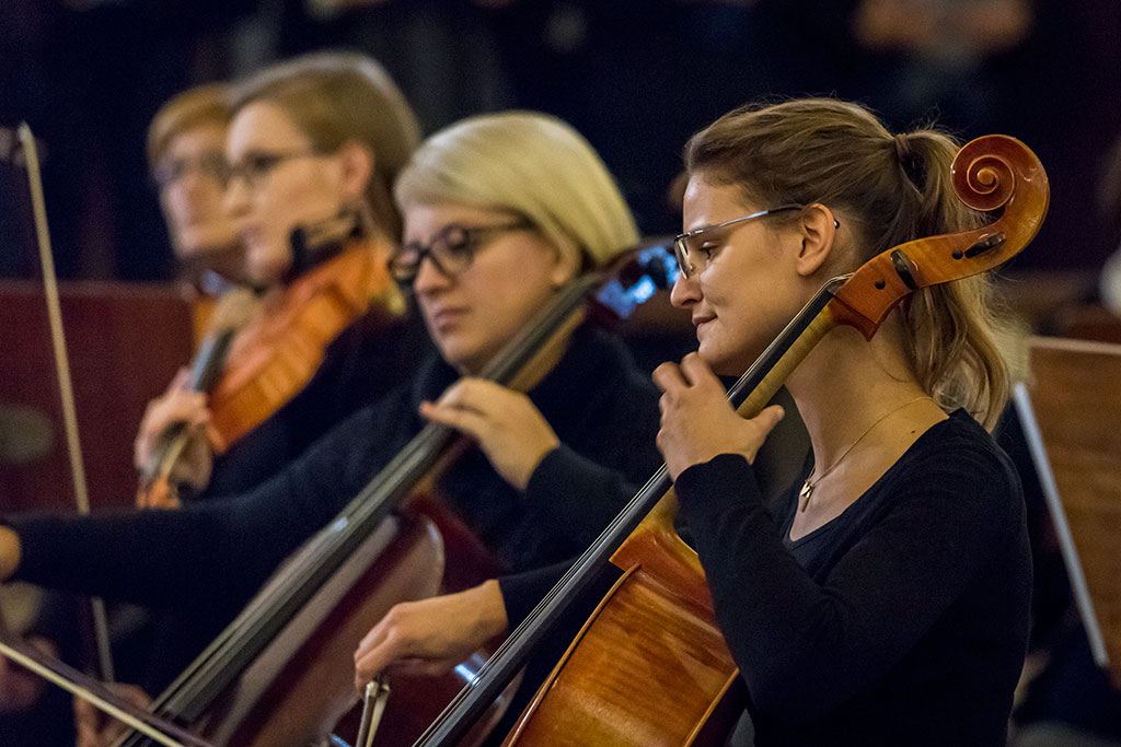 Pop – oratorium „Miłosierdzie Boże” w kościele na Piekarach