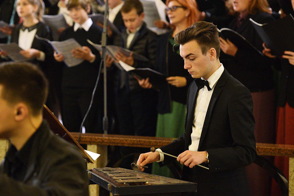 Pop – oratorium „Miłosierdzie Boże” w kościele na Piekarach