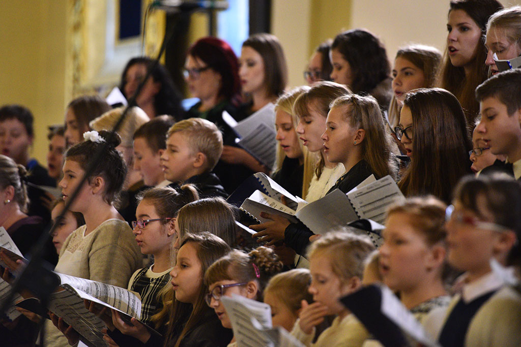 Pop – oratorium „Miłosierdzie Boże” w kościele na Piekarach