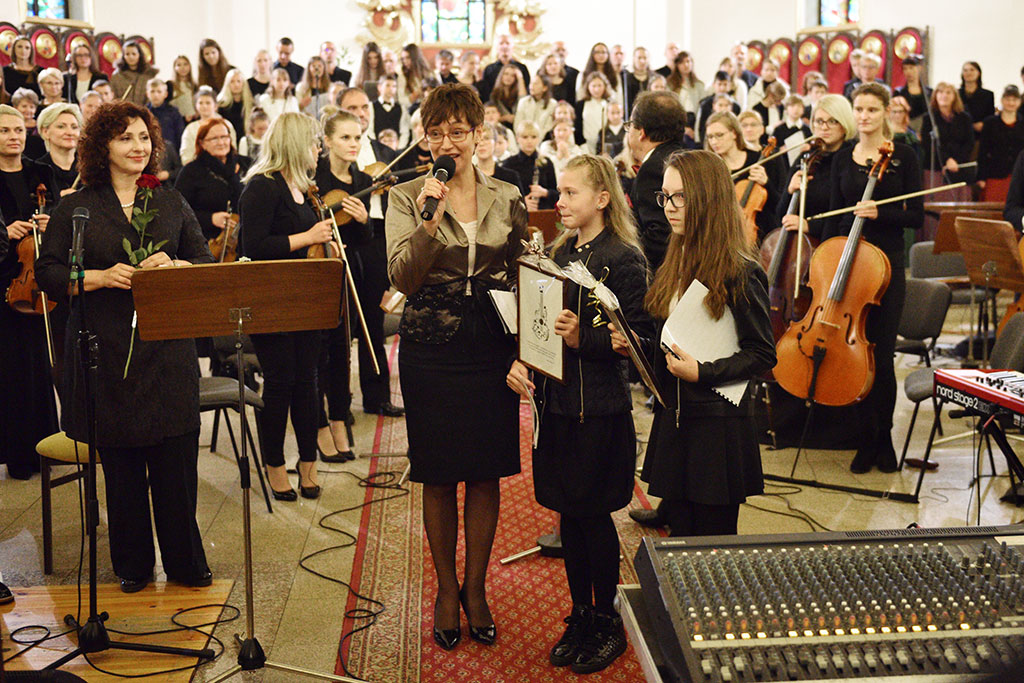 Pop – oratorium „Miłosierdzie Boże” w kościele na Piekarach