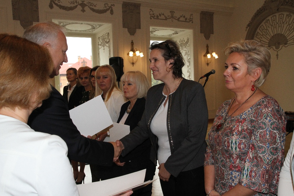 Nagrody od prezydenta dla legnickich pracowników oświaty