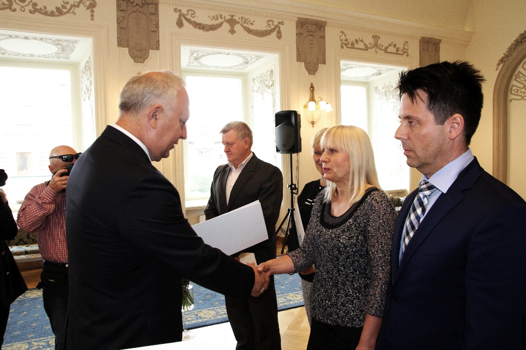 Nagrody od prezydenta dla legnickich pracowników oświaty