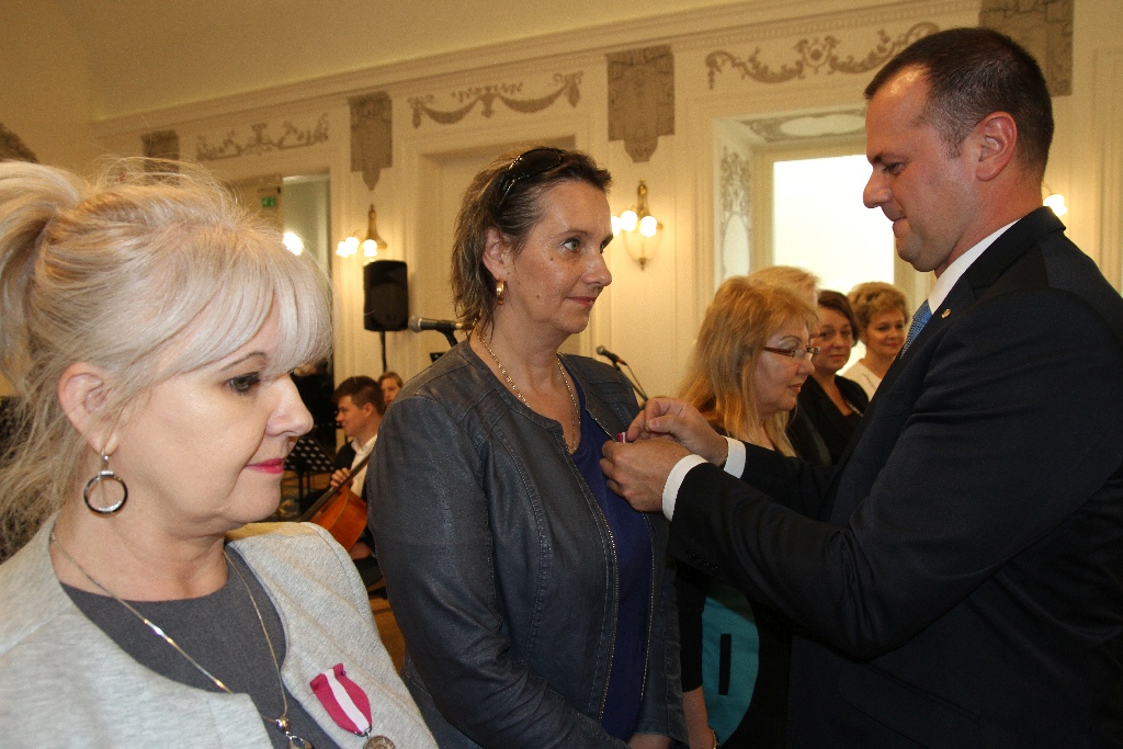 Odznaczenia i nagrody z okazji Dnia Edukacji Narodowej