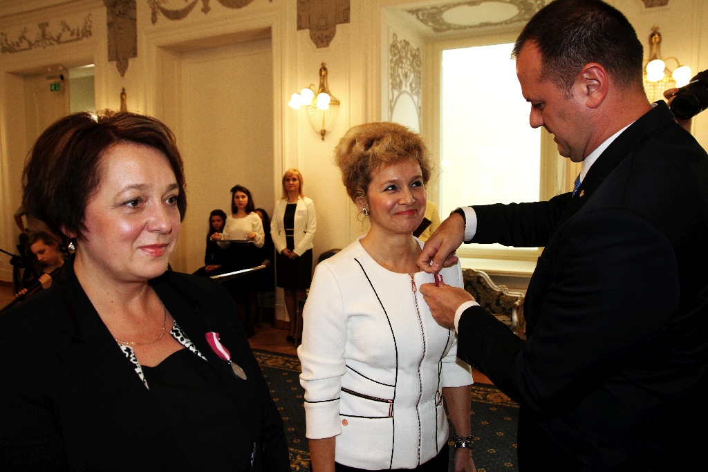 Odznaczenia i nagrody z okazji Dnia Edukacji Narodowej