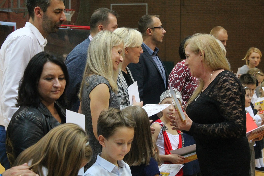 Najlepsi uczniowie ZSI otrzymali nagrody Rady Rodziców