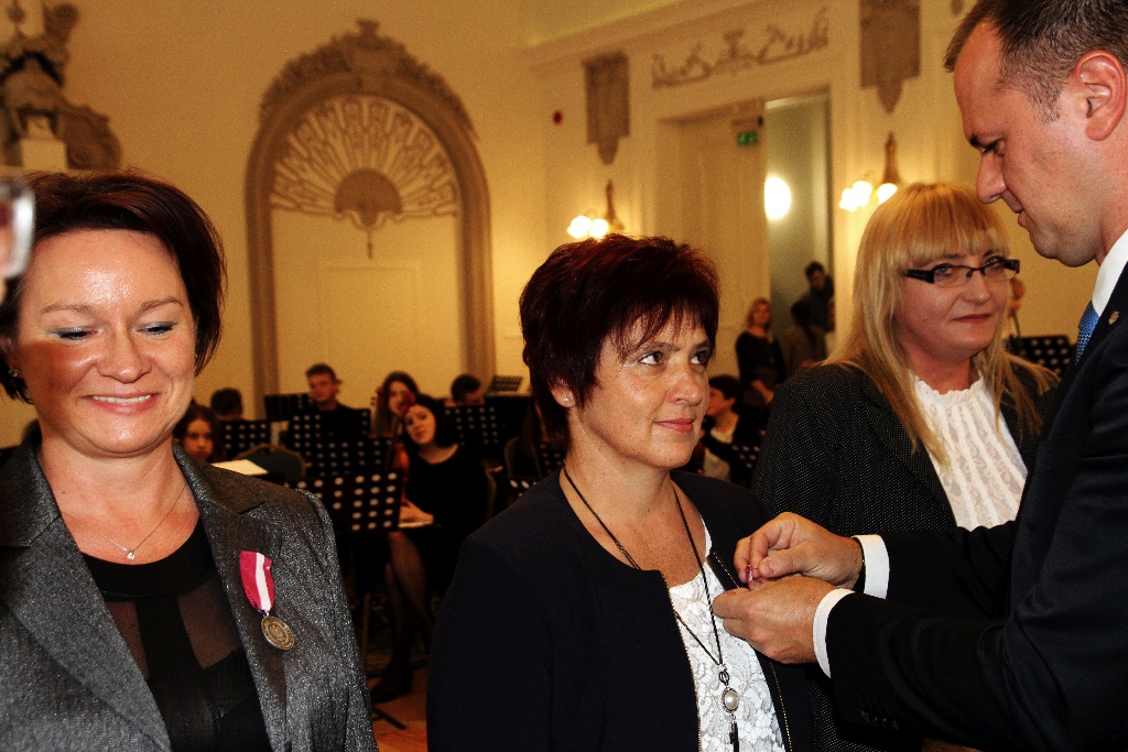 Odznaczenia i nagrody z okazji Dnia Edukacji Narodowej