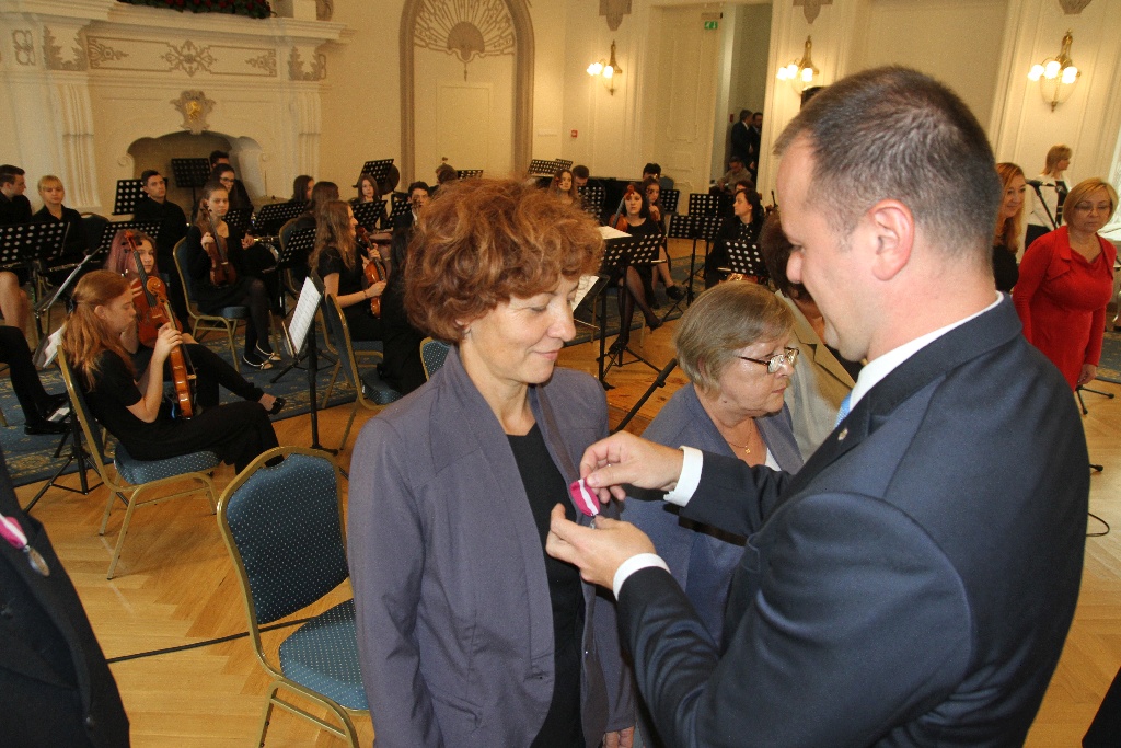 Odznaczenia i nagrody z okazji Dnia Edukacji Narodowej