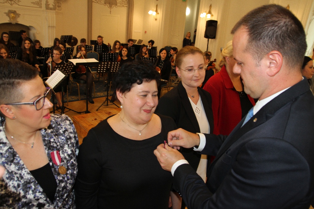 Odznaczenia i nagrody z okazji Dnia Edukacji Narodowej