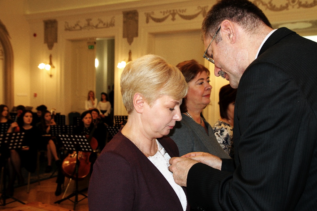 Odznaczenia i nagrody z okazji Dnia Edukacji Narodowej