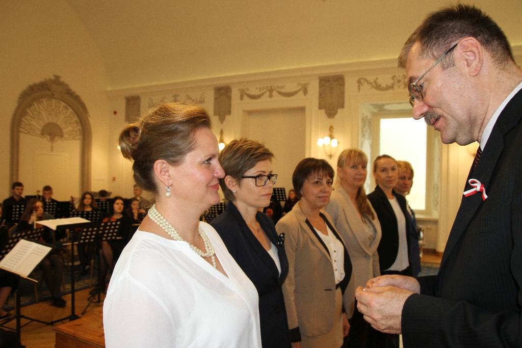 Odznaczenia i nagrody z okazji Dnia Edukacji Narodowej