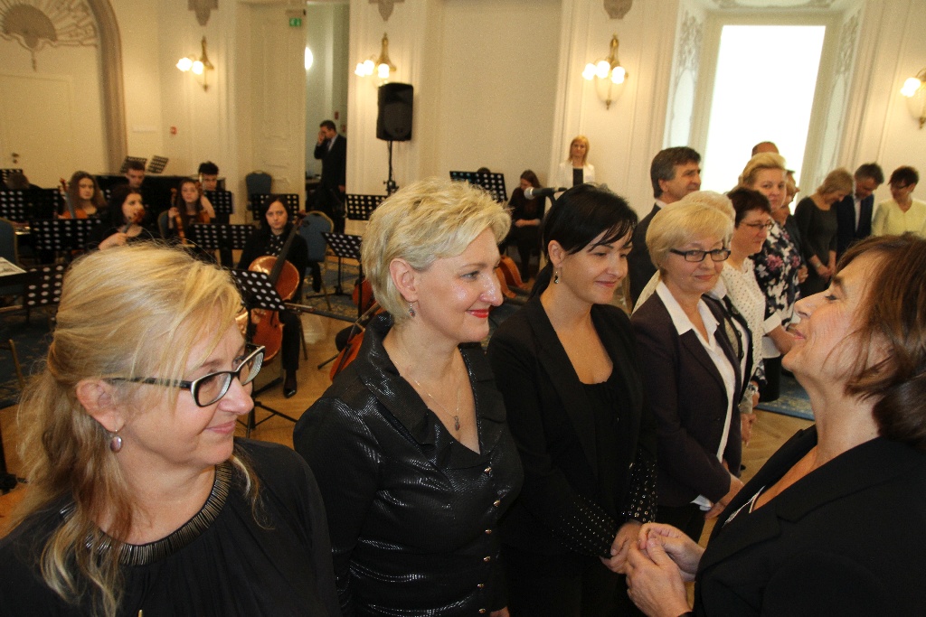 Odznaczenia i nagrody z okazji Dnia Edukacji Narodowej