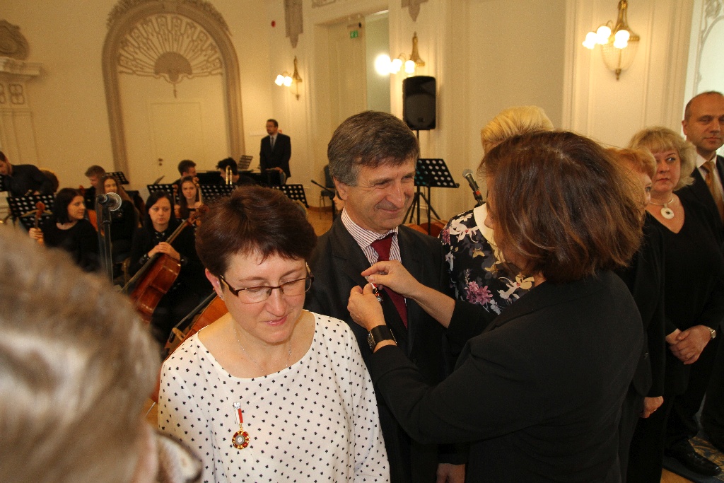 Odznaczenia i nagrody z okazji Dnia Edukacji Narodowej