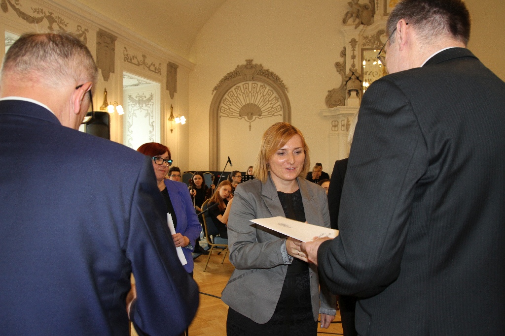 Odznaczenia i nagrody z okazji Dnia Edukacji Narodowej