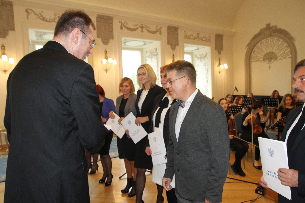 Odznaczenia i nagrody z okazji Dnia Edukacji Narodowej