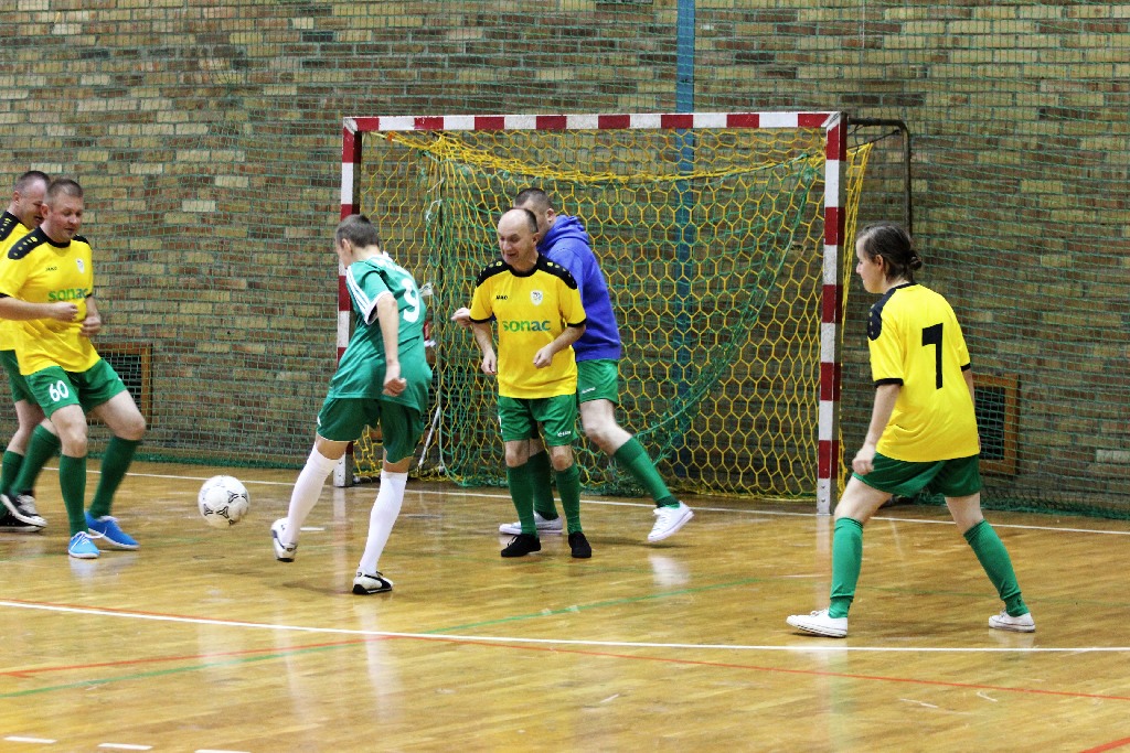 Sportowa walka niepełnosprawnych o Puchar KKN Miedź Legnica