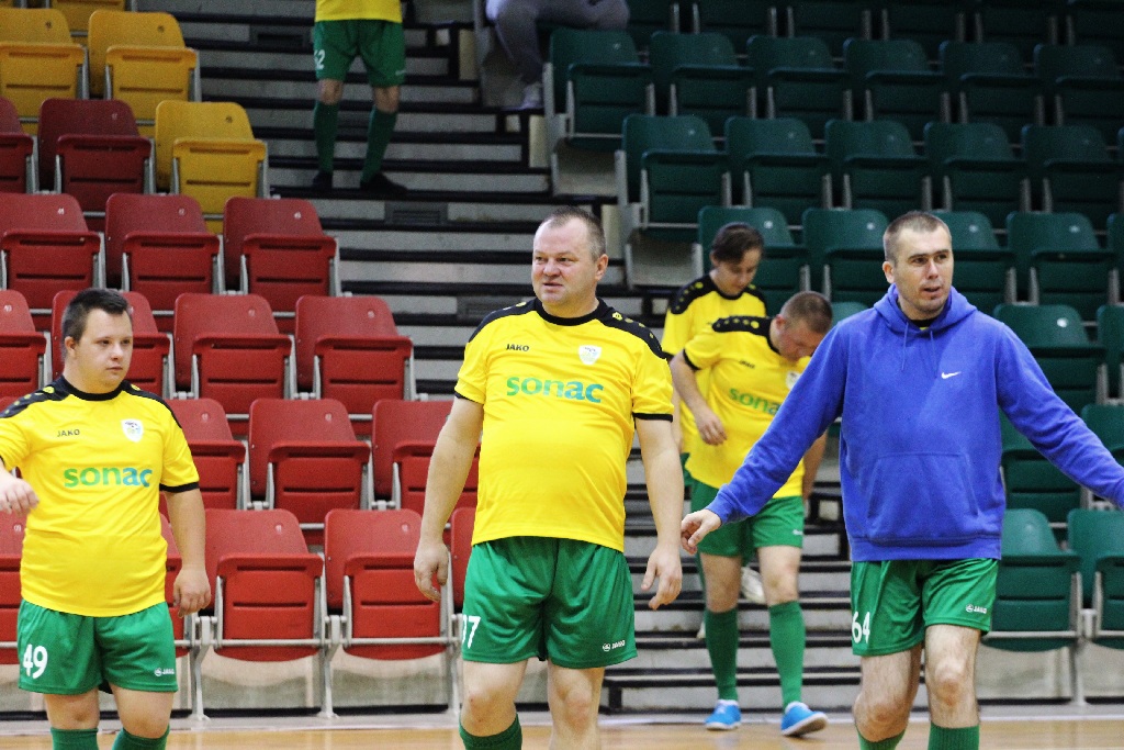 Sportowa walka niepełnosprawnych o Puchar KKN Miedź Legnica