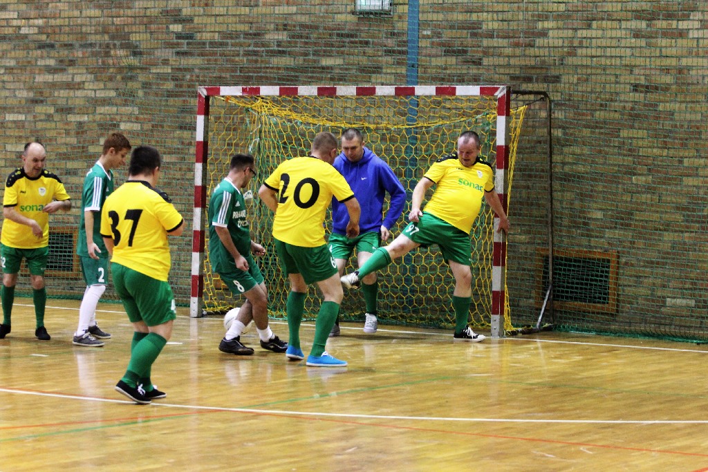 Sportowa walka niepełnosprawnych o Puchar KKN Miedź Legnica