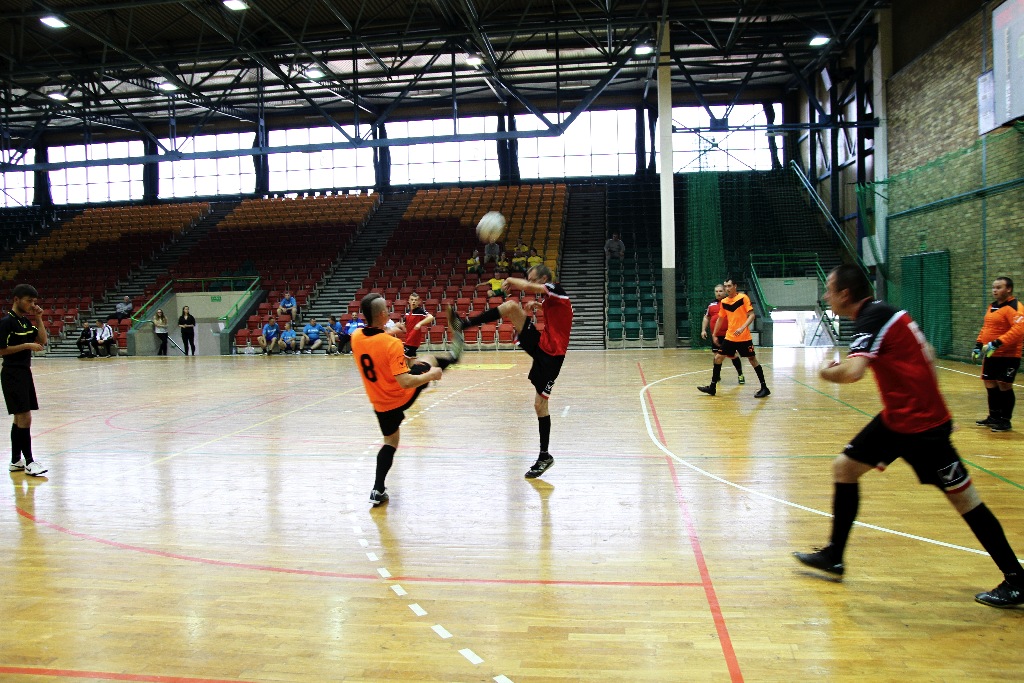 Sportowa walka niepełnosprawnych o Puchar KKN Miedź Legnica