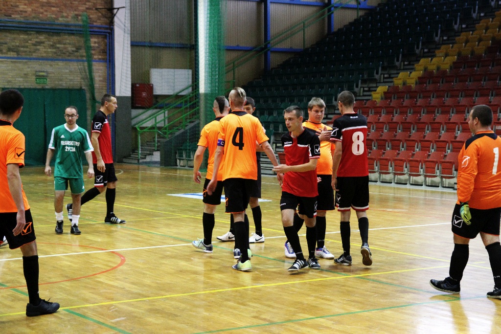 Sportowa walka niepełnosprawnych o Puchar KKN Miedź Legnica
