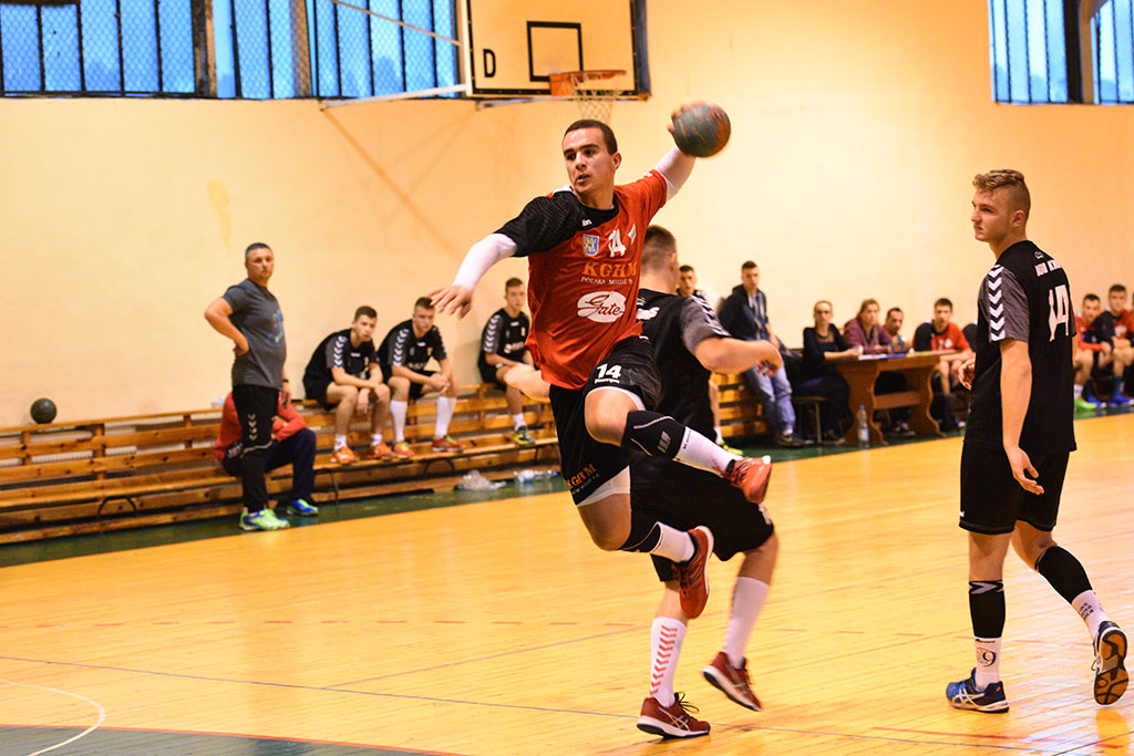 Derby młodych szczypiornistów dla Siódemki Miedź Legnica