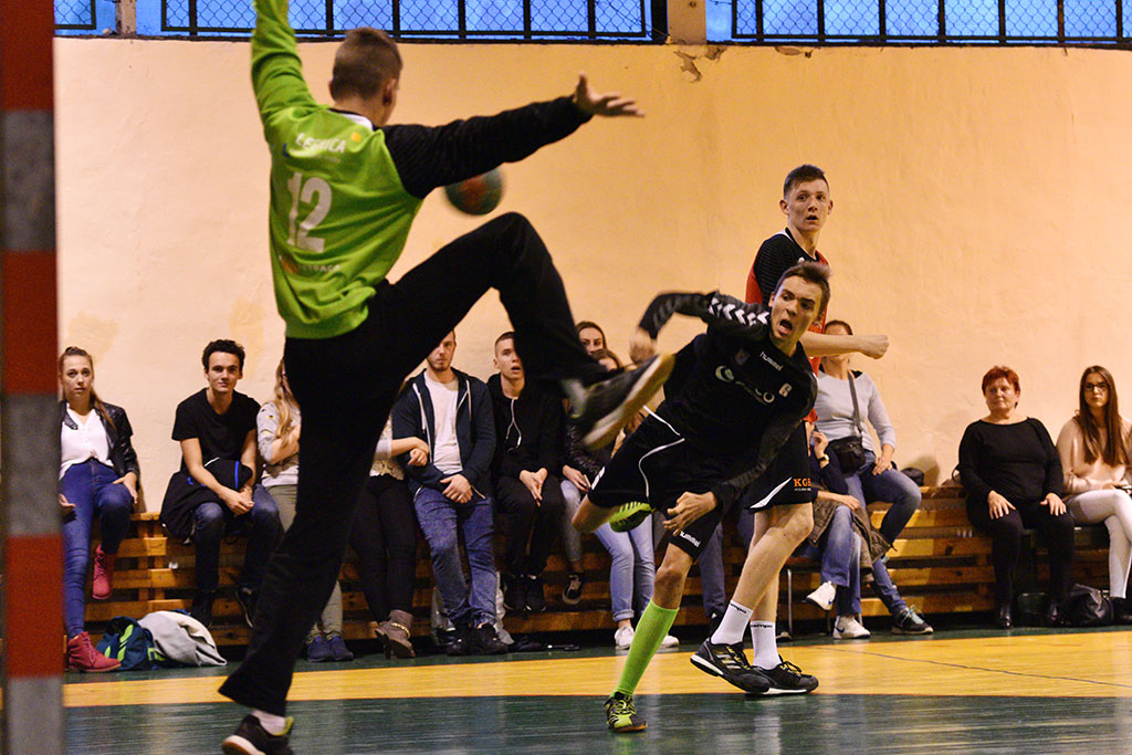 Derby młodych szczypiornistów dla Siódemki Miedź Legnica