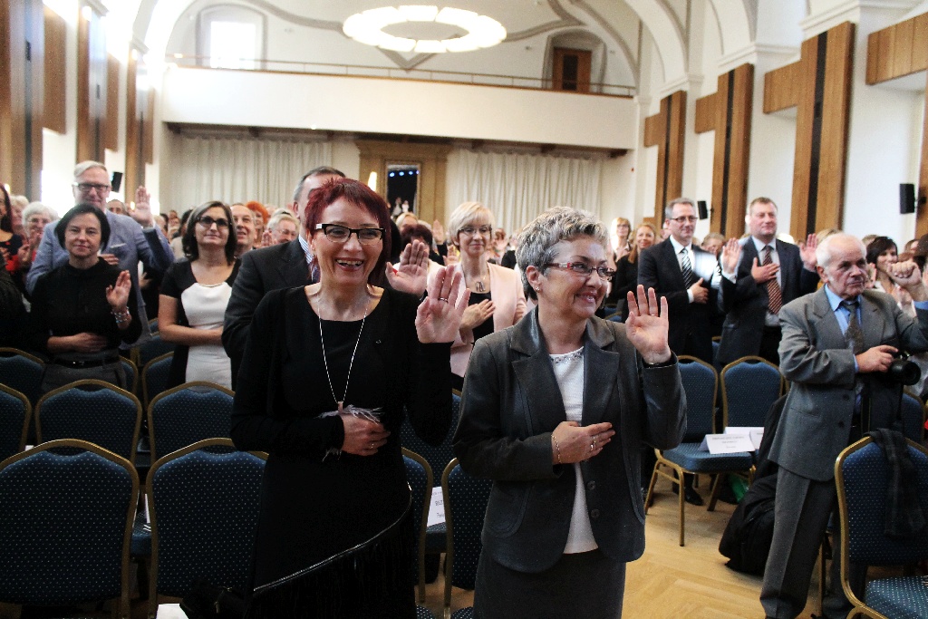 70 - lecie Zespołu Szkół Ekonomicznych. Część artystyczna