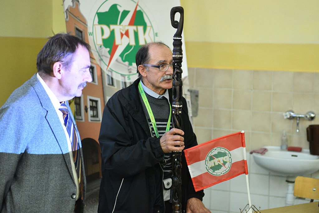 Przodownicy Turystyki Pieszej obradują na zlocie w Legnicy