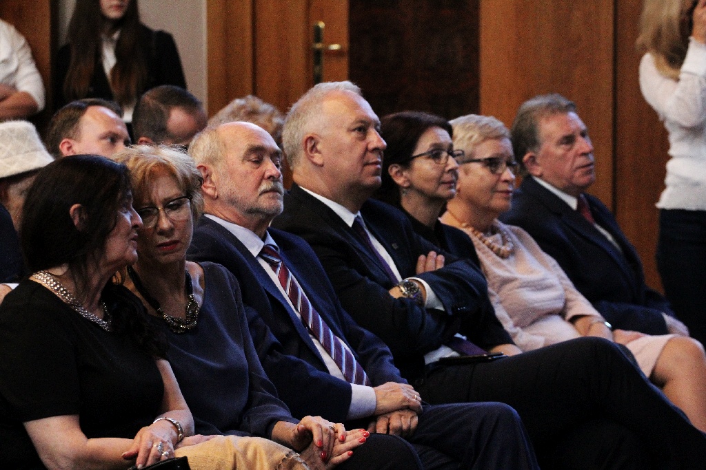 70 - lecie Zespołu Szkół Ekonomicznych. Część artystyczna