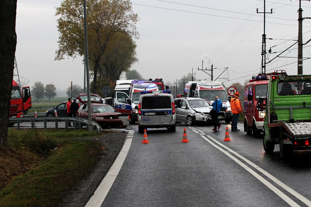 Wypadek na drodze Legnica - Złotoryja. Dwie osoby ranne