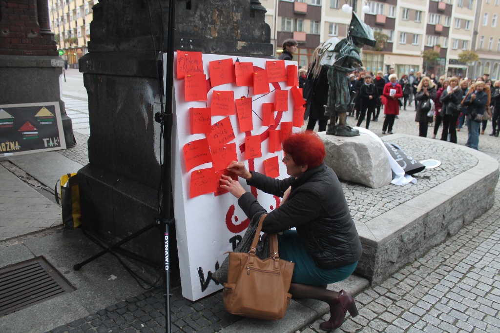 Legnica dołączyła do czarnego protestu w obronie praw kobiet