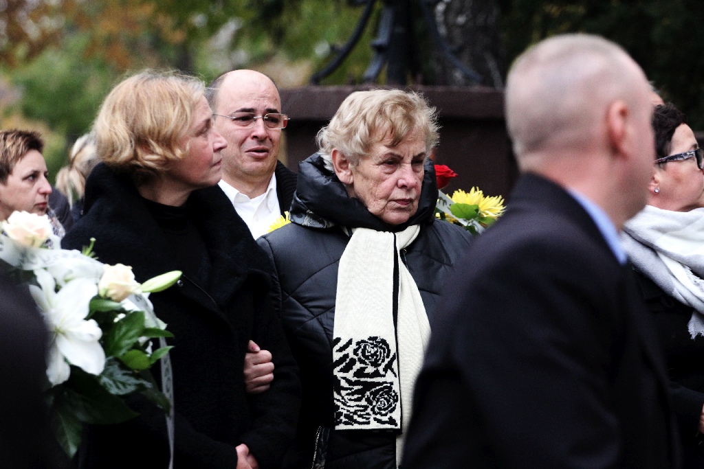 Jürgen Gretschel został pochowany na cmentarzu przy Wrocławskiej
