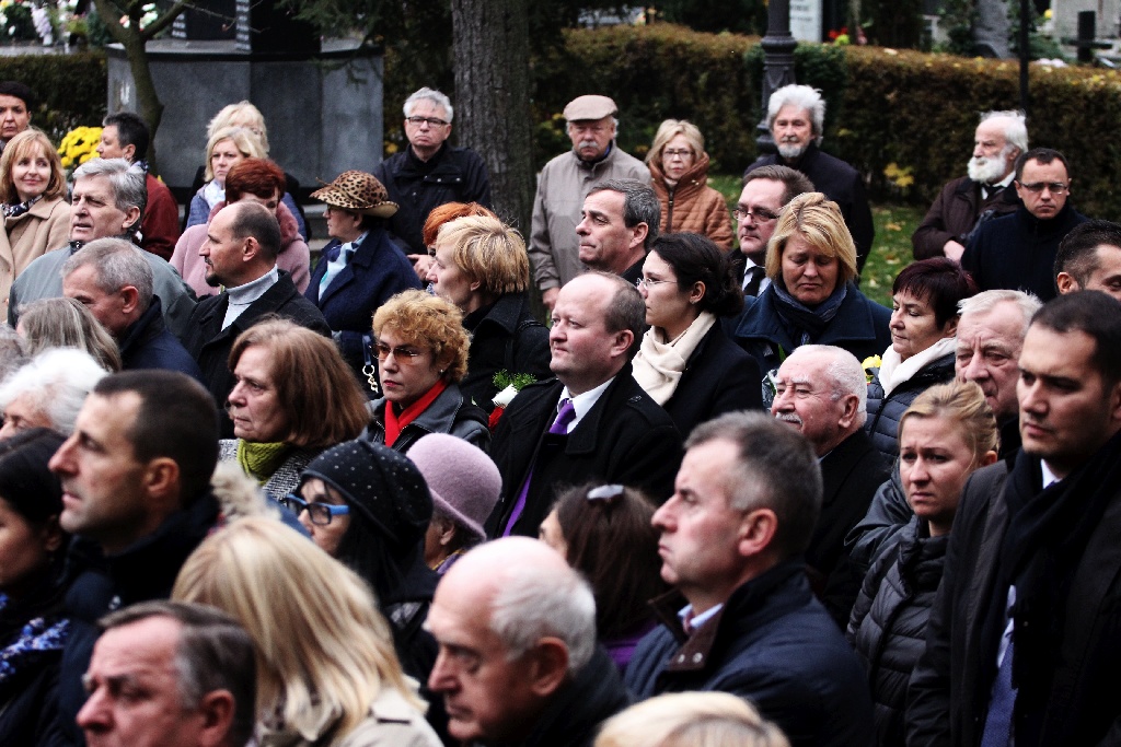Jürgen Gretschel został pochowany na cmentarzu przy Wrocławskiej