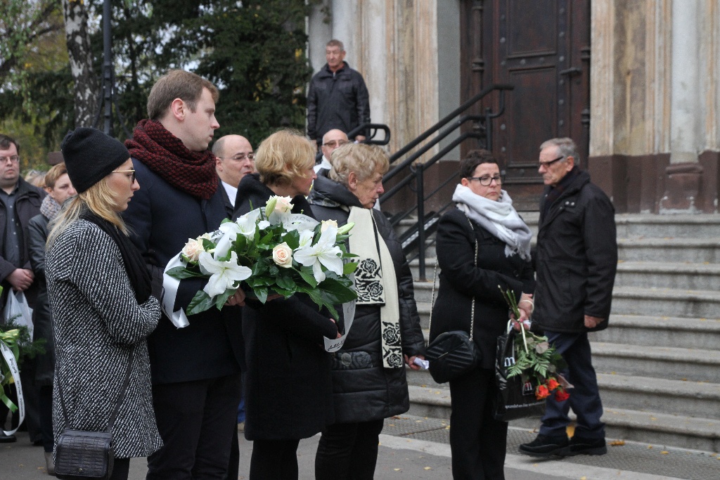 Jürgen Gretschel został pochowany na cmentarzu przy Wrocławskiej