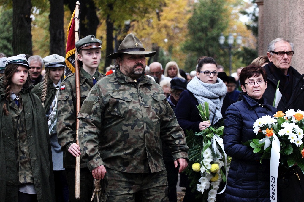 Jürgen Gretschel został pochowany na cmentarzu przy Wrocławskiej