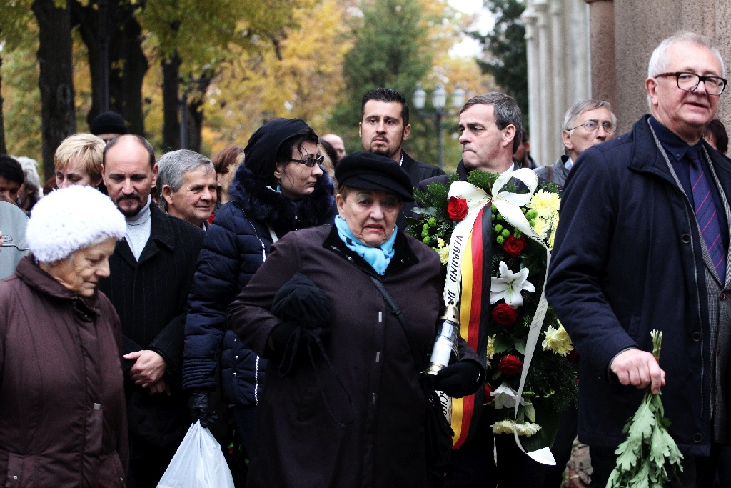 Jürgen Gretschel został pochowany na cmentarzu przy Wrocławskiej