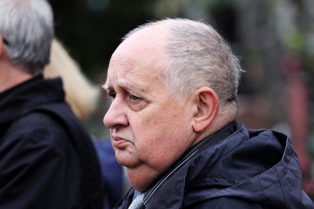 Jürgen Gretschel został pochowany na cmentarzu przy Wrocławskiej