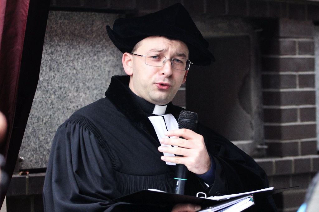 Jürgen Gretschel został pochowany na cmentarzu przy Wrocławskiej