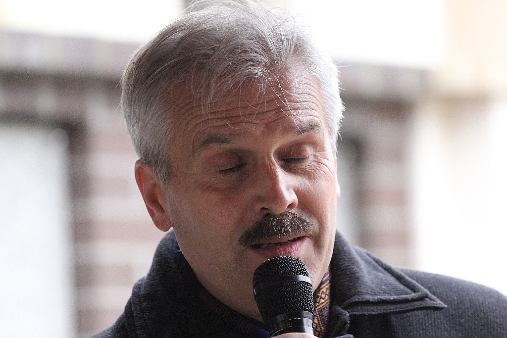 Jürgen Gretschel został pochowany na cmentarzu przy Wrocławskiej
