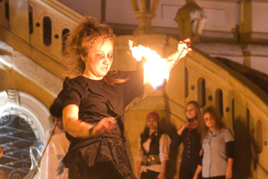 Upiorny Zombie Walk przeszedł w sobotę ulicami Legnicy