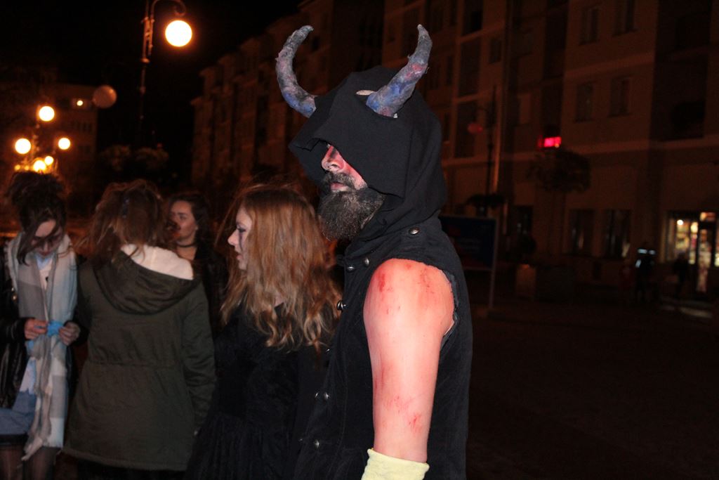 Po raz piąty odbył się w Legnicy mroczny Zombie Walk