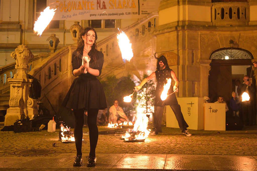 Upiorny Zombie Walk przeszedł w sobotę ulicami Legnicy