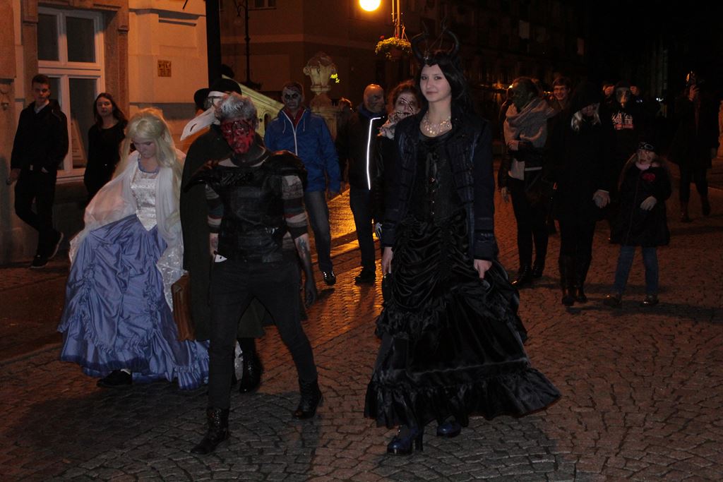 Po raz piąty odbył się w Legnicy mroczny Zombie Walk